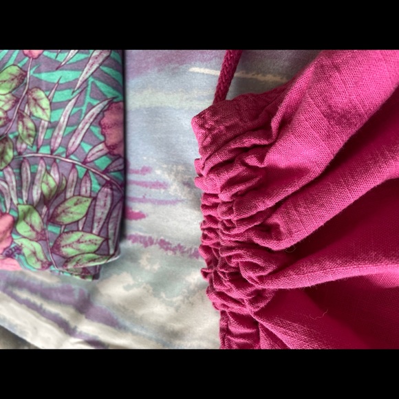 Made in Canada. 100 percent cotton. - Picture 3 of 6